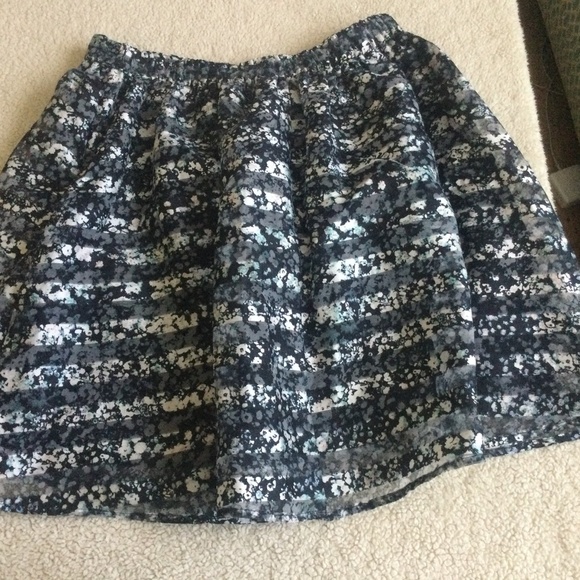 Xhilaration Striped Floral Skater Skirt Pockets Black - Sz Medium - Picture 10 of 15